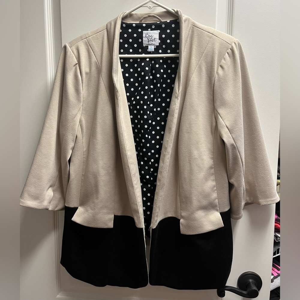 Bea & Dot by ModCloth 3/4 Sleeve 1X Blazer Polka Dots